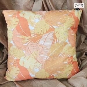 NWOT Rodeo Home Orange Yellow White Palm Leaves Throw Pillow